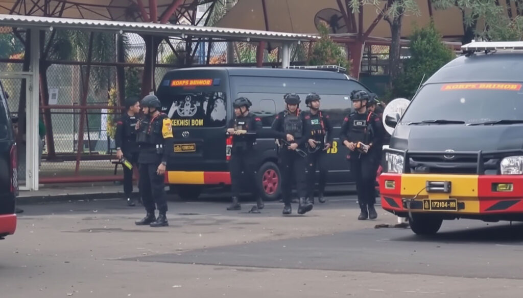 Ancaman Bom di 10 Sekolah Depok: Polisi Pastikan Aman, Motif Penipuan Financial Sedang Diselidiki